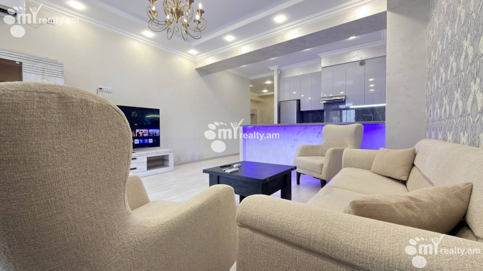 Купить 3 комнатную квартиру Алабян ул, Ачапняк Ереван, 159305