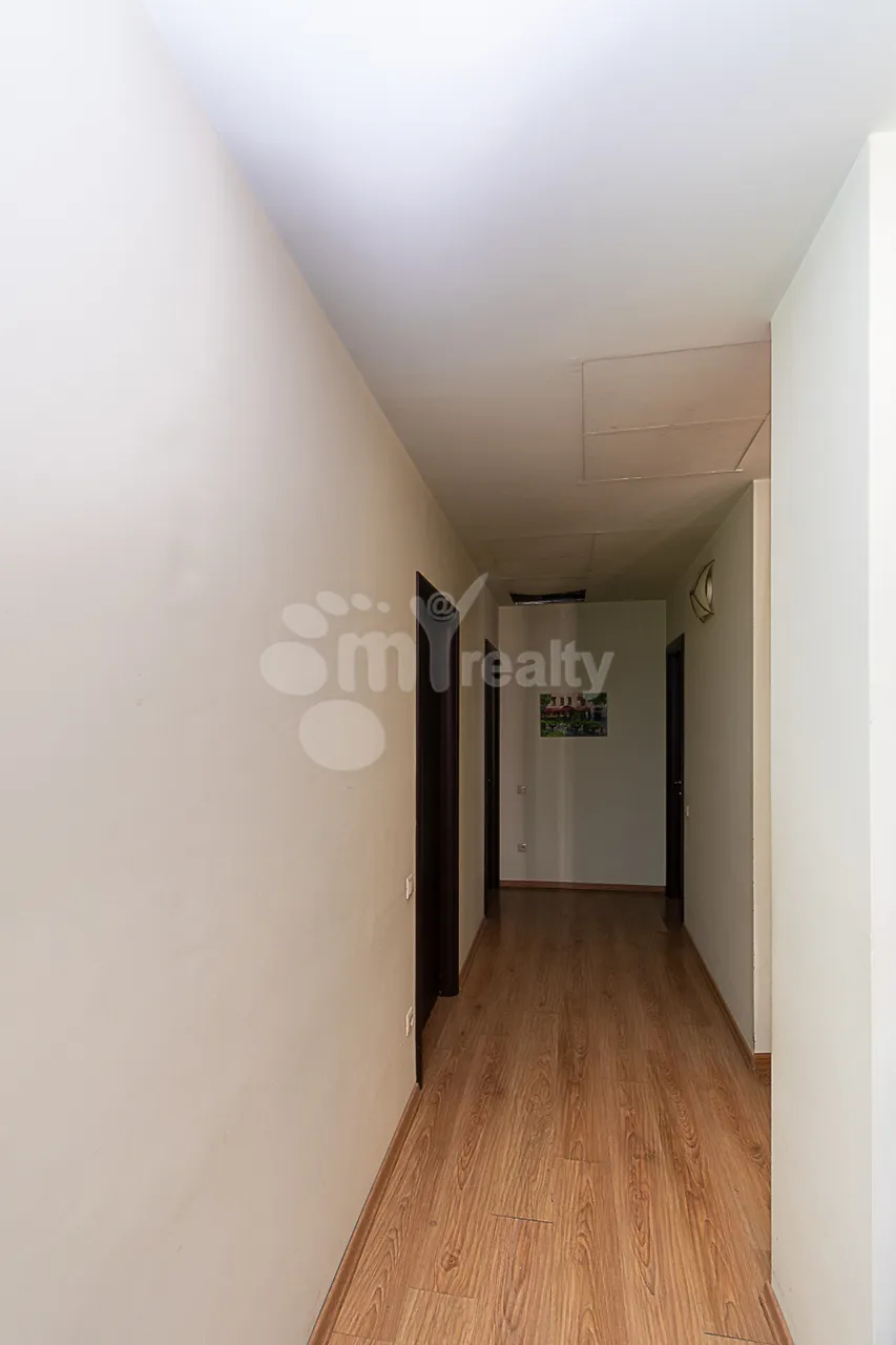 4 bedroom apartment for sale Northern(Hyusisayin)  Ave, Center Yerevan, 161341