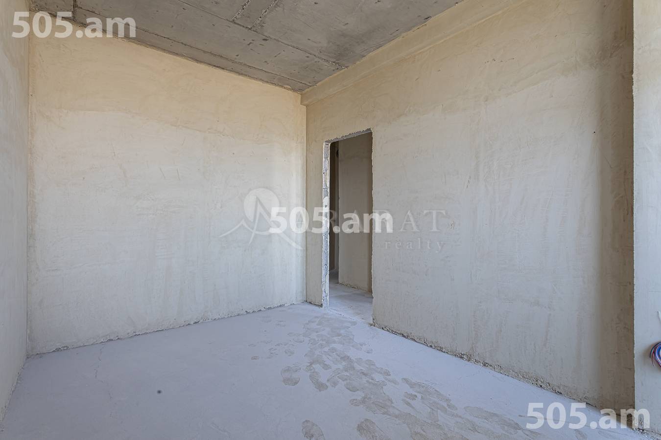 3 bedroom apartment for sale Tsovakal Isakov Ave, Center Yerevan, 156851