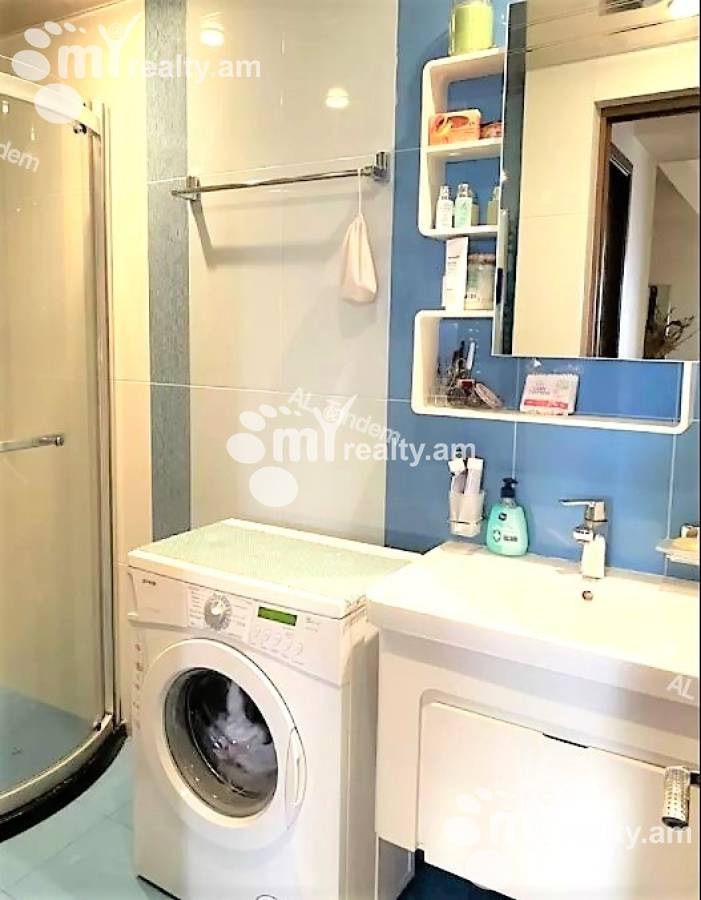 3 սենյականոց բնակարան  Սարյան փող, Կենտրոն Երևան, 149851