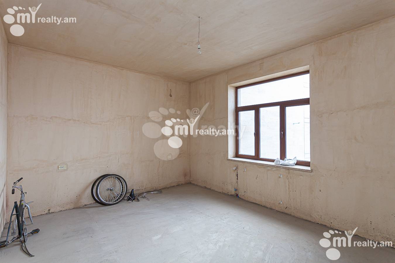 3 bedroom apartment for sale Antarayin St, Center Yerevan, 151851
