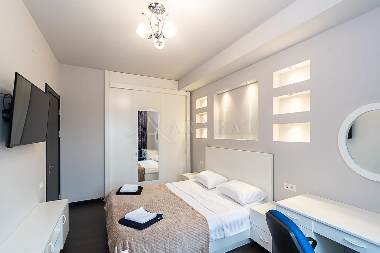 3 bedroom apartment for rent Armenak Armenakyan St, Norque Marache Yerevan, 159456