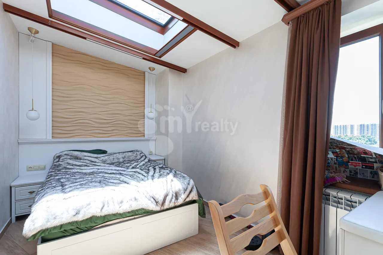 Купить 2 комнатную квартиру М.Хоренаци ул, Центр Ереван, 159945