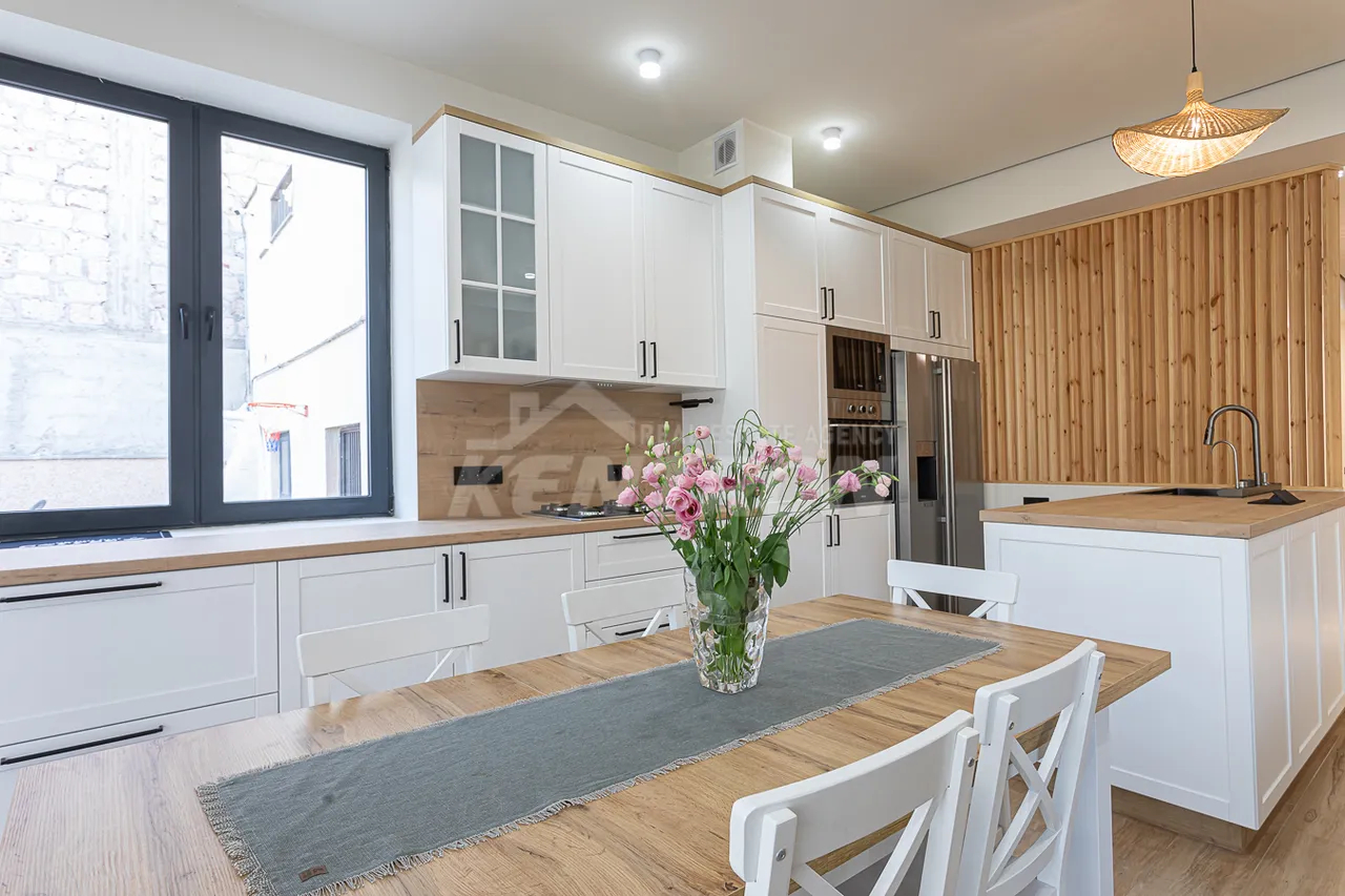 House for sale Paruyr Sevak dis., Avan Yerevan, 158077