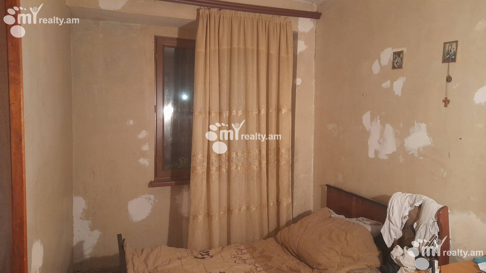 Купить 3 комнатную квартиру Xаxаx Дон ул, Эребуни Ереван, 150007