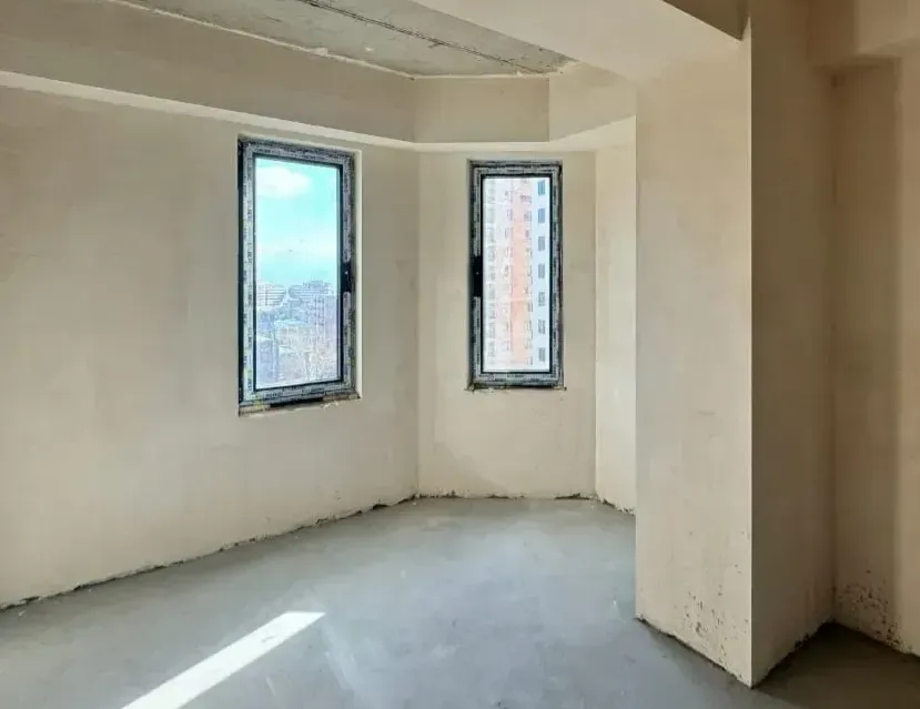 3 սենյականոց բնակարան  Գրիբոեդովի փող, Արաբկիր Երևան, 160842