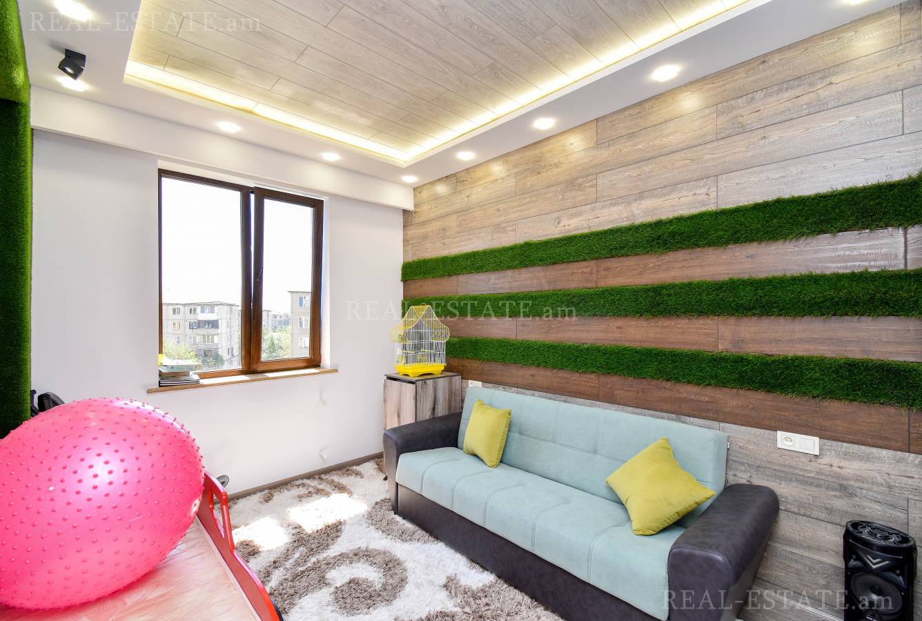 4 bedroom apartment for sale Bakunts St, Nor Norque Yerevan, 123441