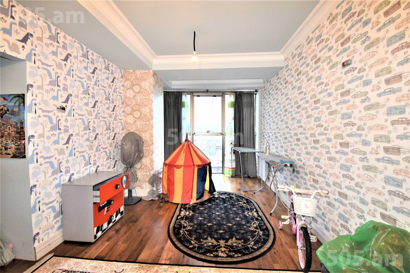 Купить 4 комнатную квартиру Цицернакаберд шоссе, Центр Ереван, 119472