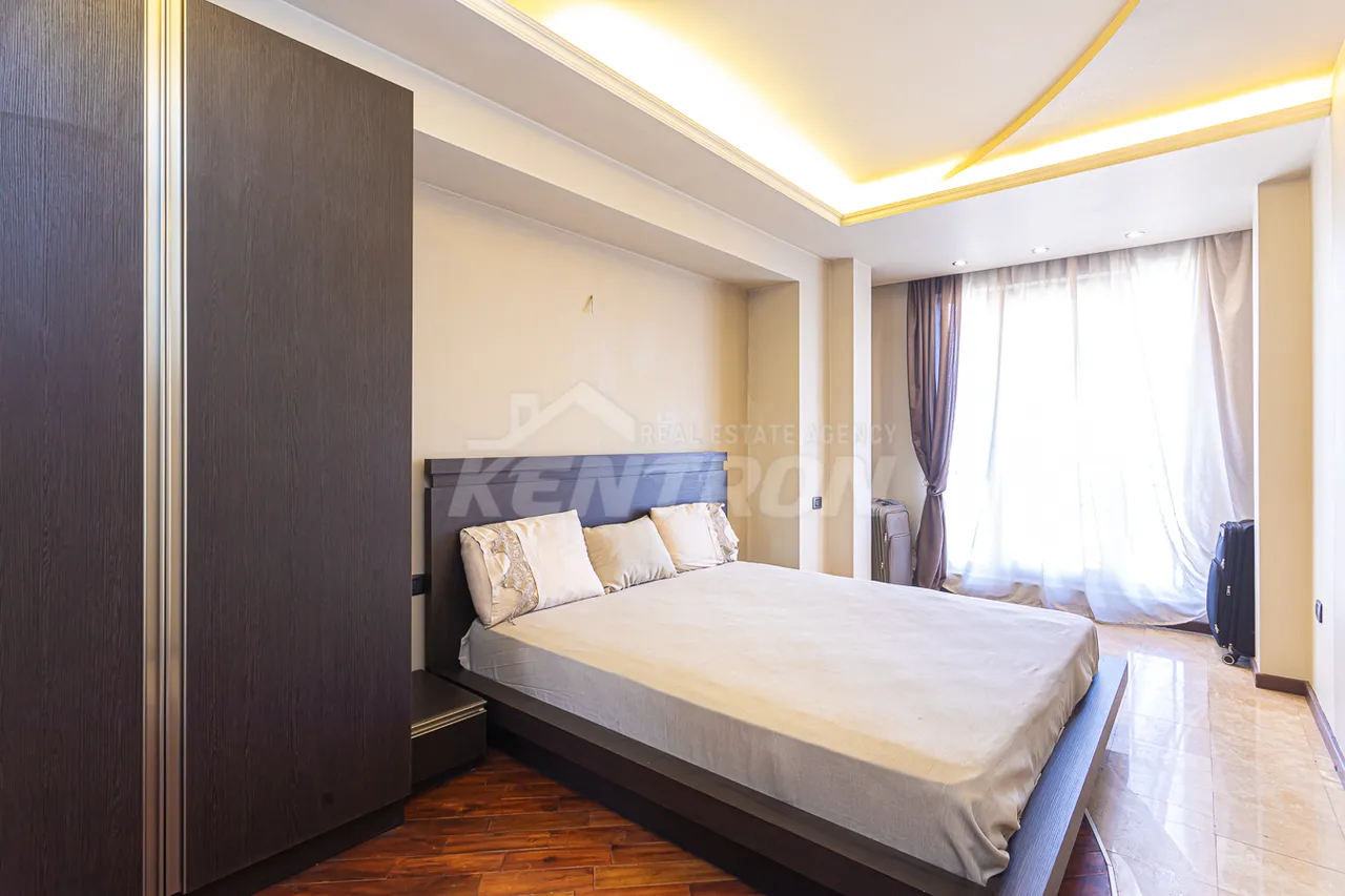 3 bedroom apartment for sale Gyulbenkyan St, Arabkir Yerevan, 157208