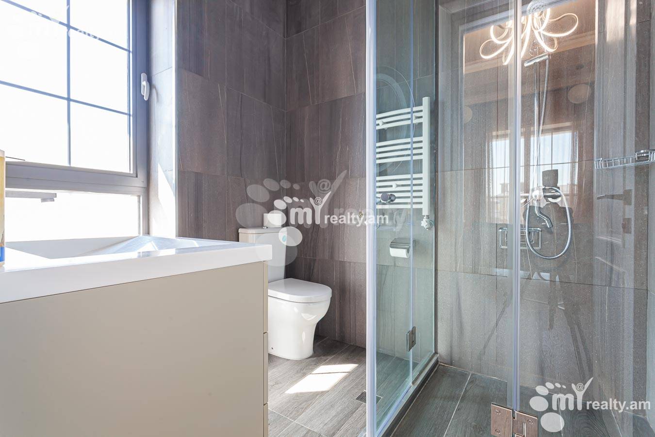 House for sale ناحیه V.., واهاگنی ایروان, 155105