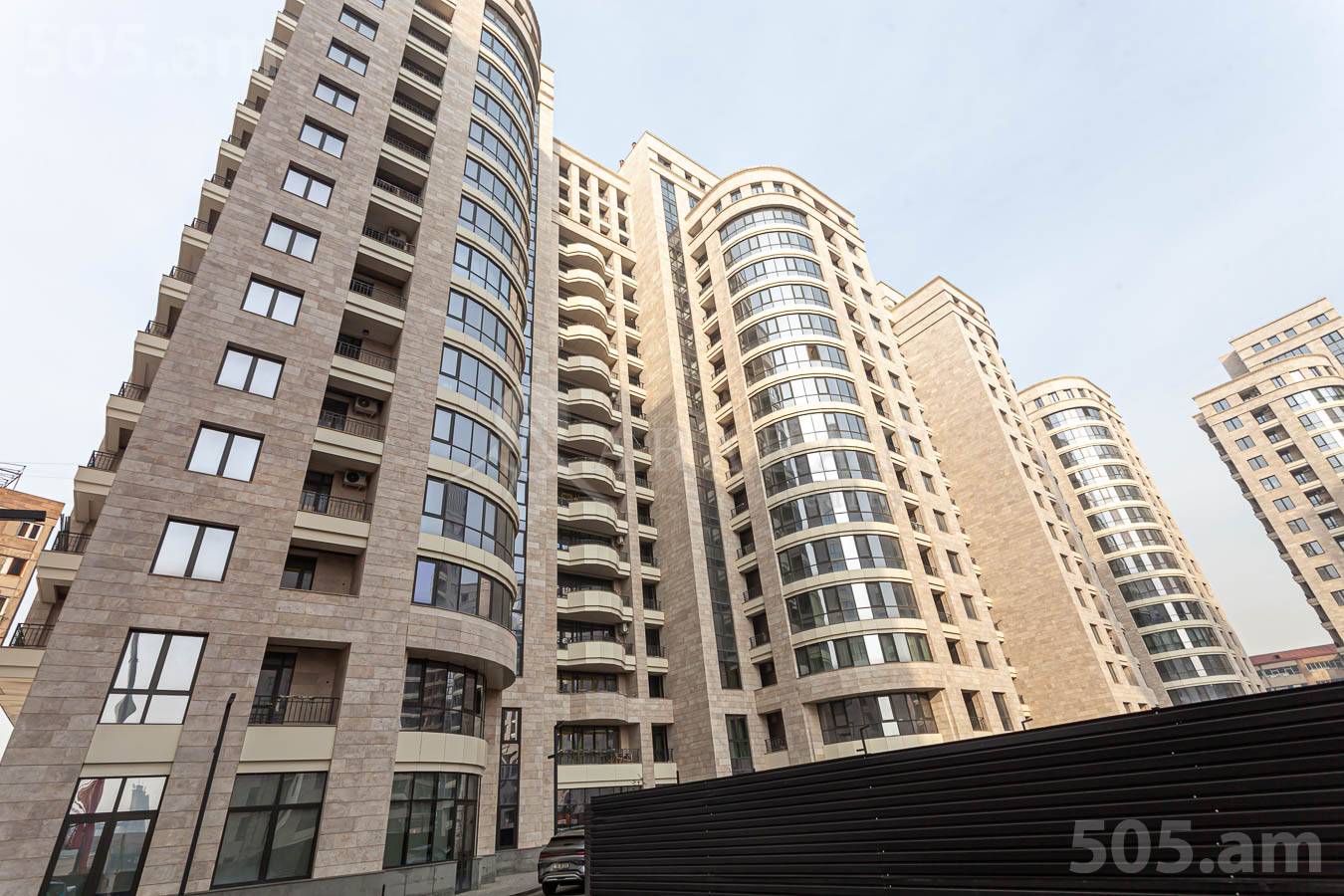 2 սենյականոց բնակարան վարձով Արշակունյաց պող, Կենտրոն Երևան, 154142