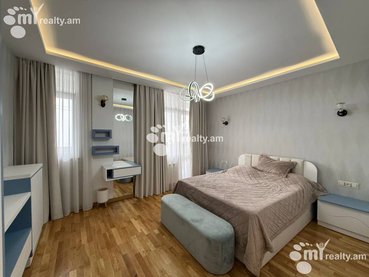4 bedroom apartment for sale خیابان ن. زاریان, عربگیر ایروان, 156516