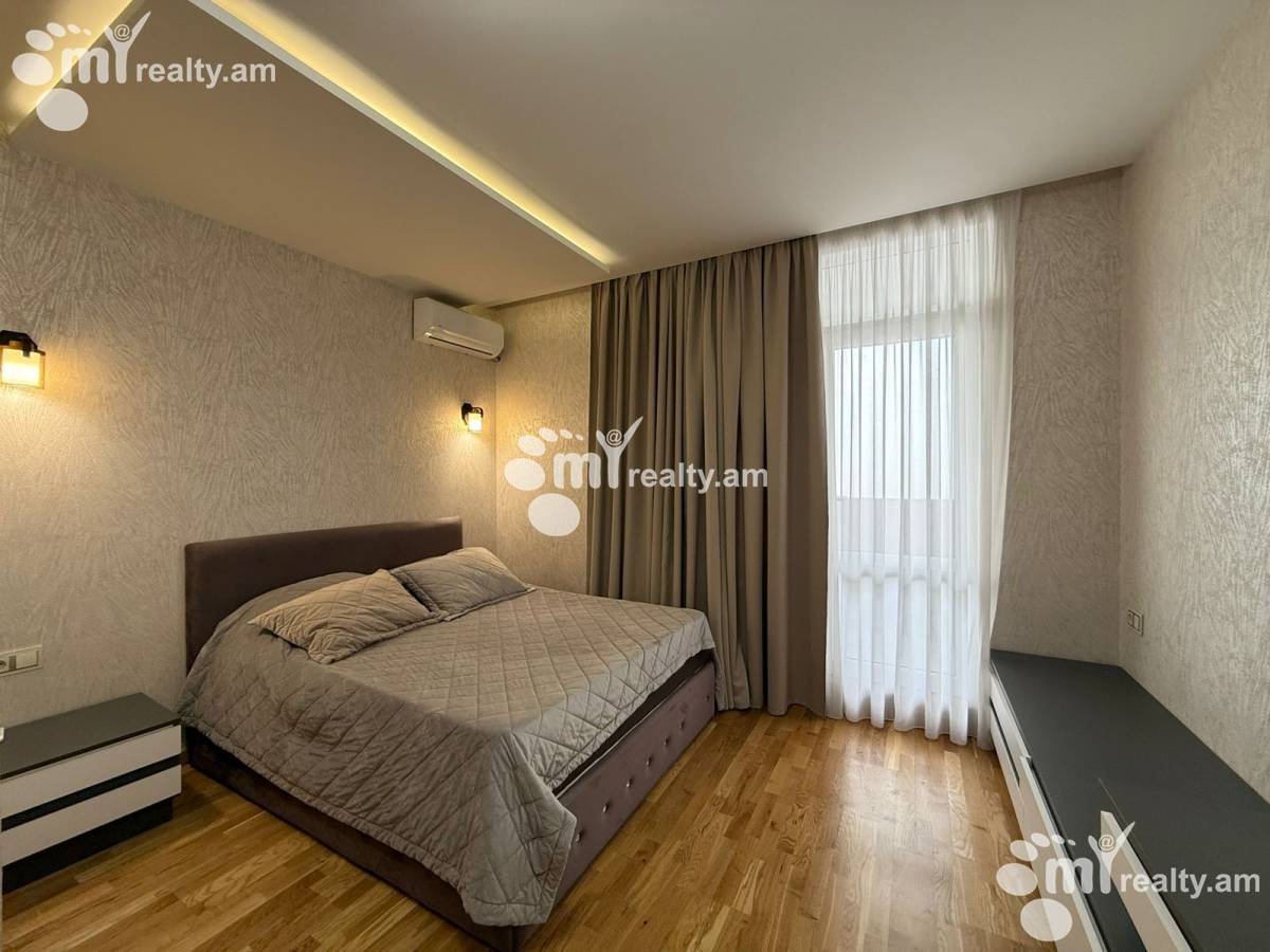 4 bedroom apartment for sale خیابان ن. زاریان, عربگیر ایروان, 156516