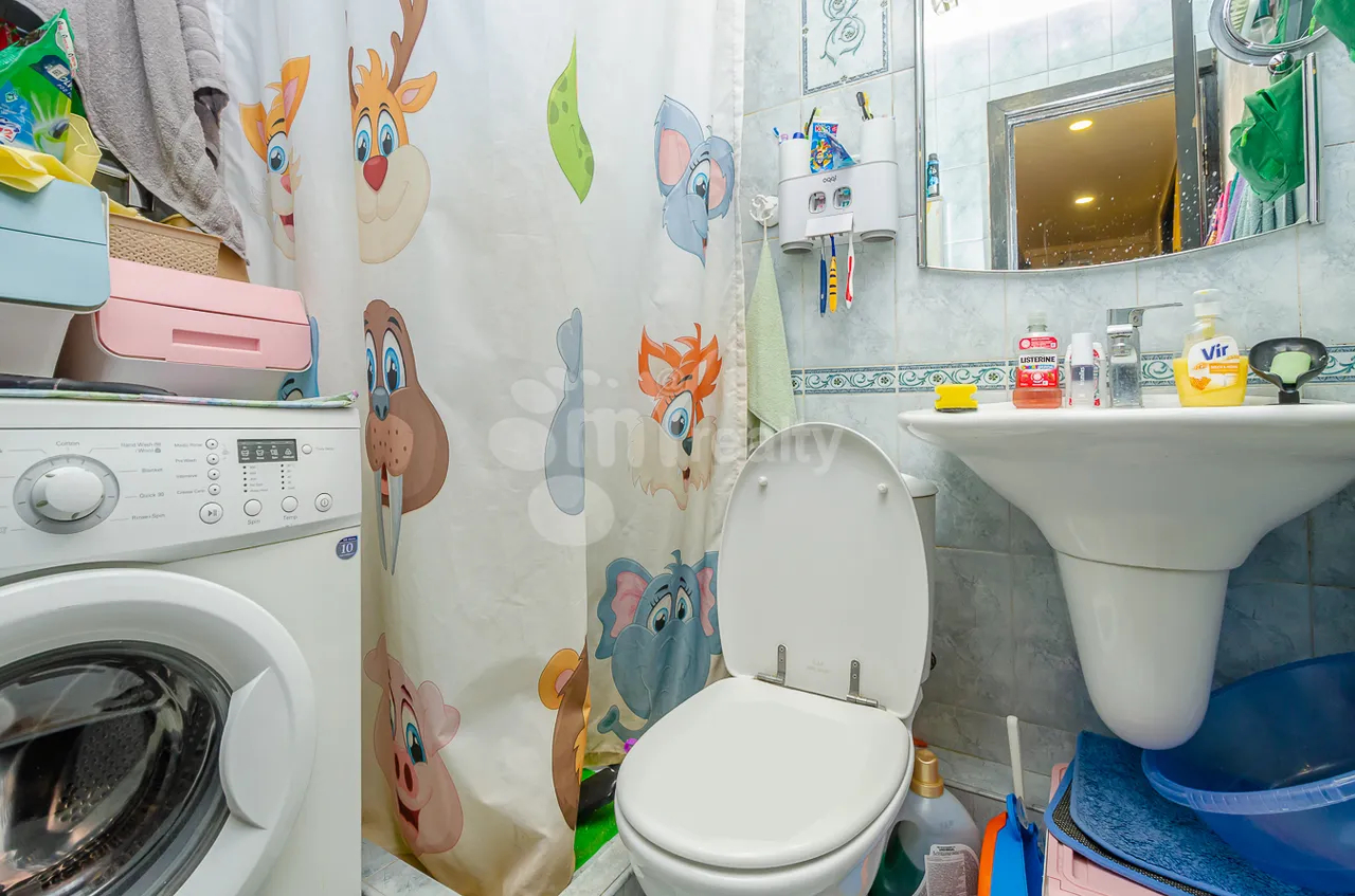 3 bedroom apartment for sale خیابان پوشکین, مرکز شهر ایروان, 159755