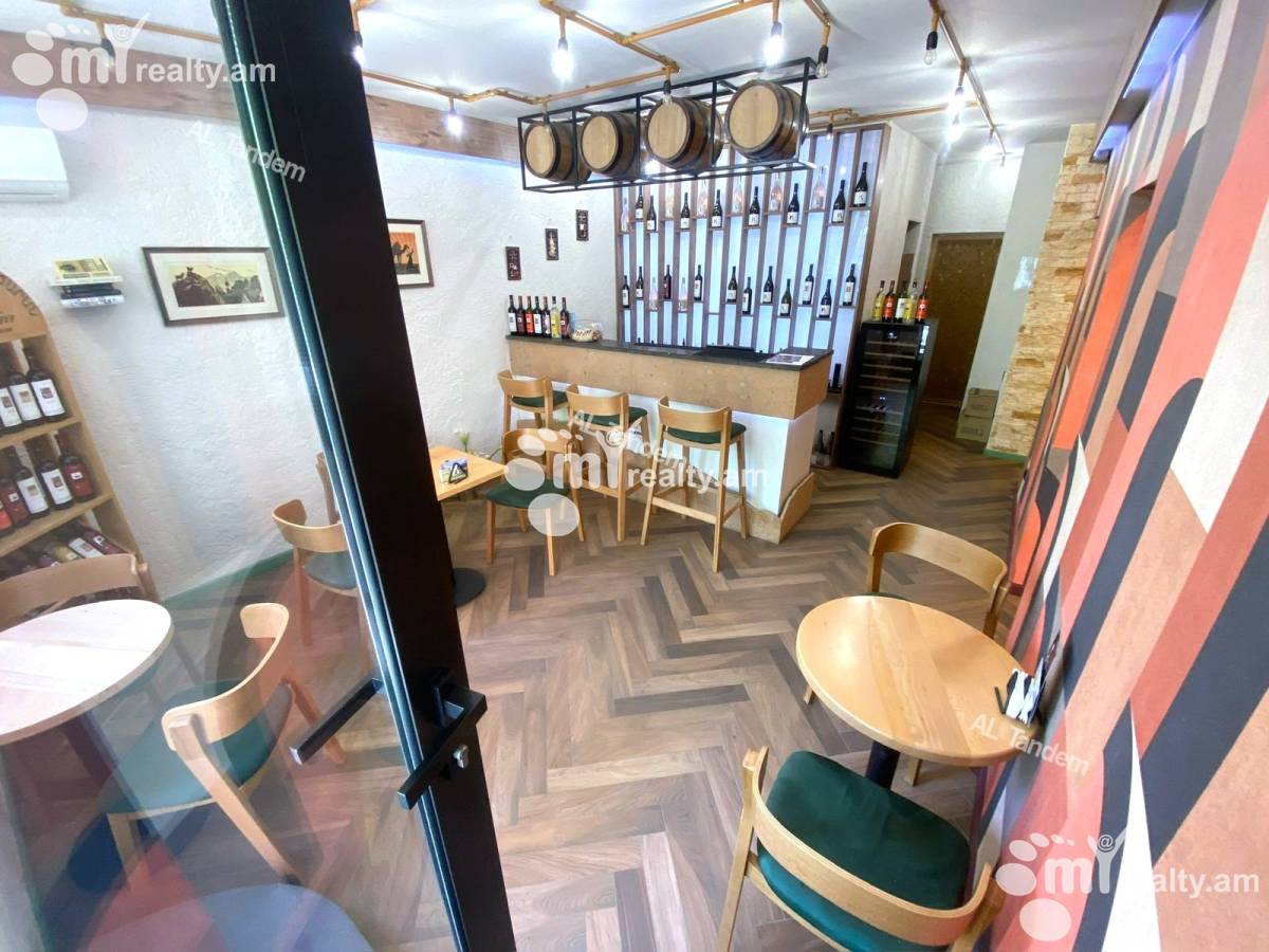 Купить коммерческoе помещение Сарян ул, Центр Ереван, 154287