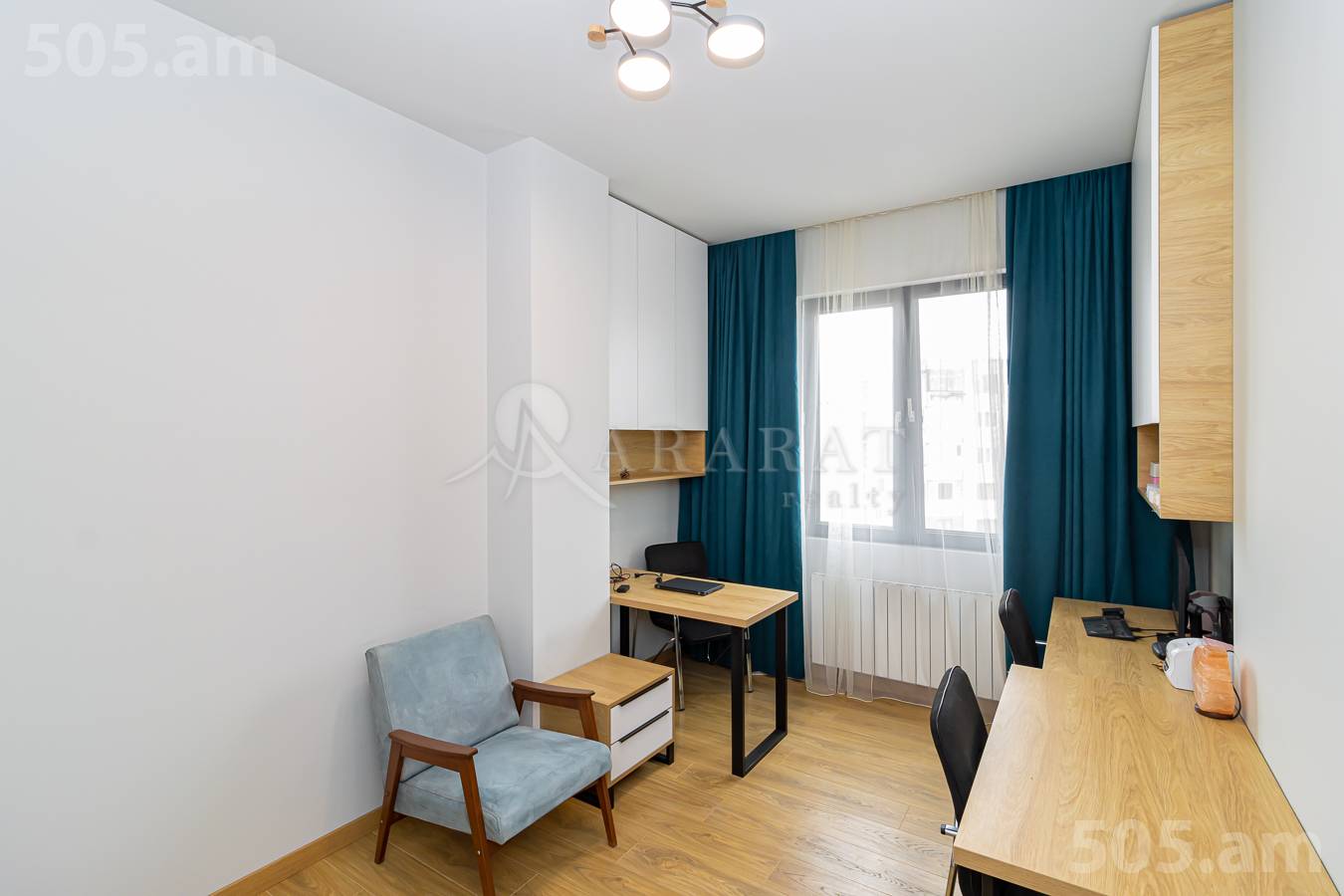 4 սենյականոց բնակարան  Նանսենի փող, Նոր Նորք Երևան, 149232