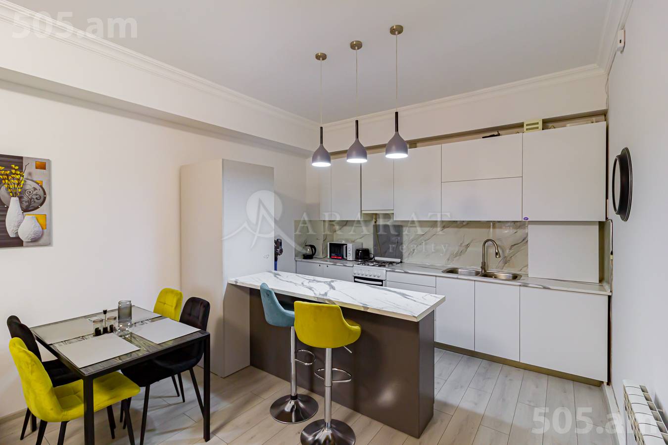 2 սենյականոց բնակարան  Արգիշտի փող, Կենտրոն Երևան, 151035