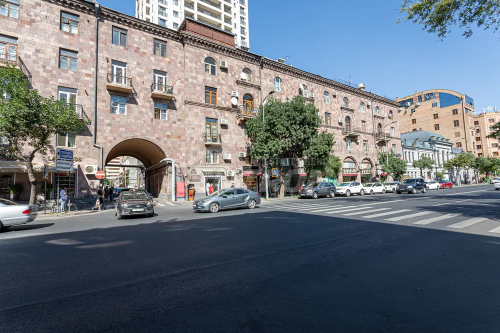 2-bedroom/apartment-for-rent/Amiryan+St/Center/Yerevan