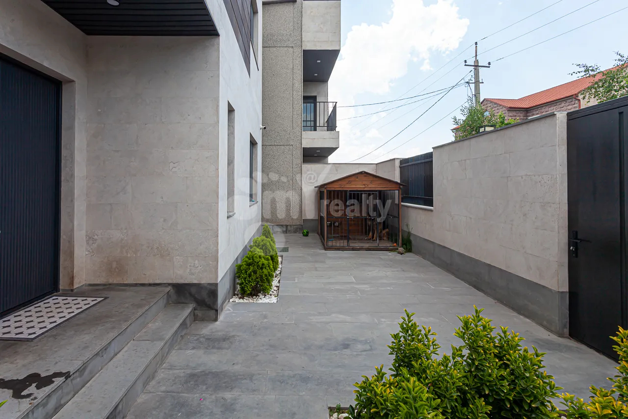 House for sale Abovyan dis, Avan Yerevan, 160738