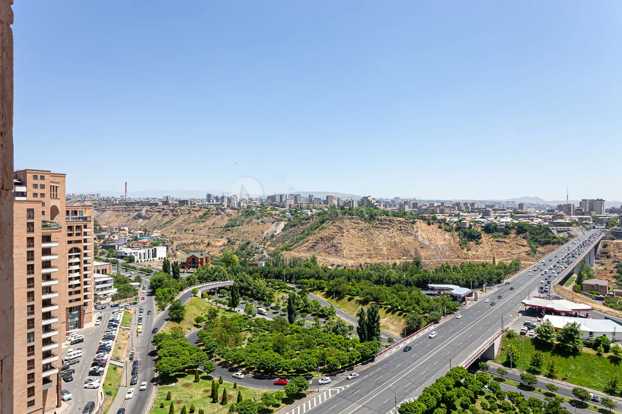 4 սենյականոց բնակարան վարձով Սասնա Ծռեր փող., Դավթաշեն Երևան, 158984