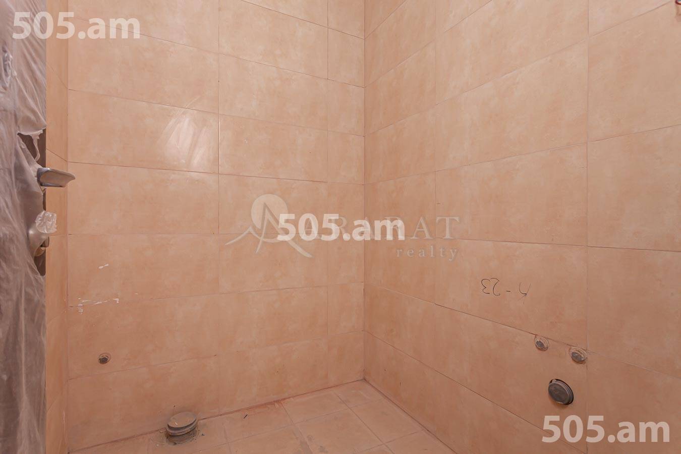 4 սենյականոց բնակարան  Մ․ Մելքոնյան փող, Կենտրոն Երևան, 155078