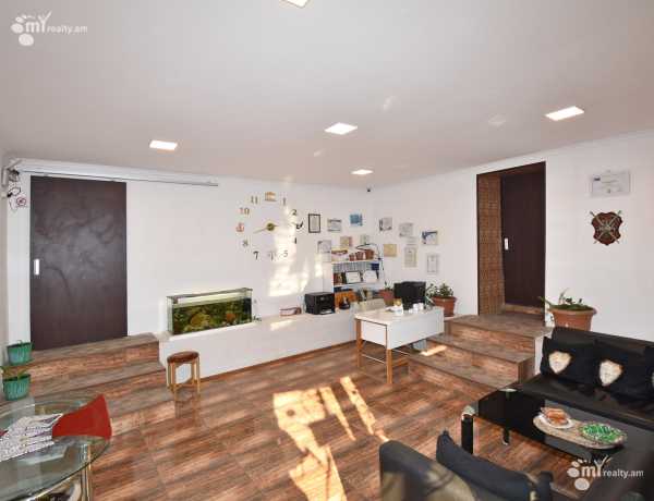 komercion-vacharq-Yerevan-Achapnyak