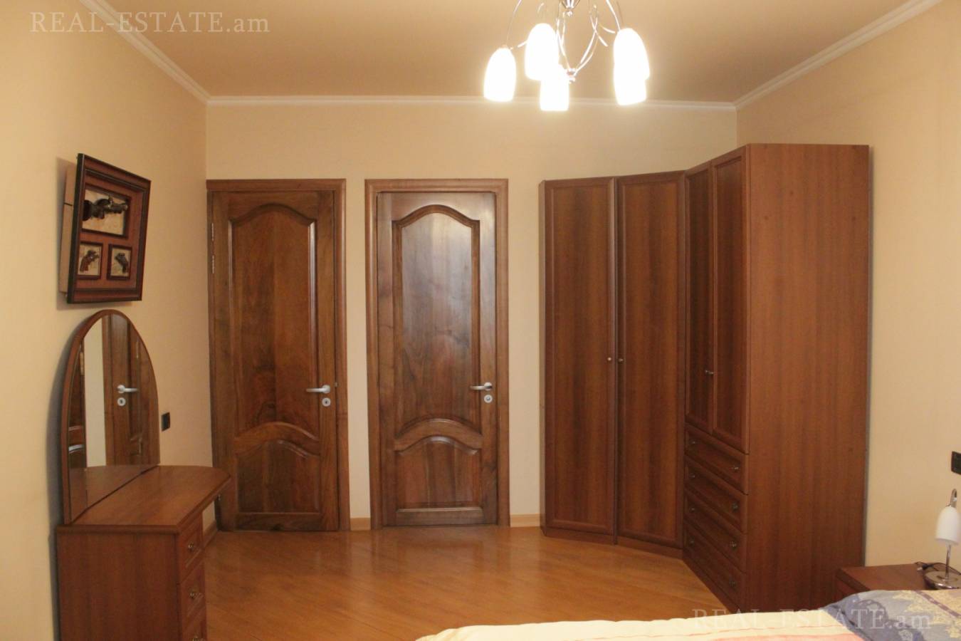 4 bedroom apartment for sale rue d'Aghayan, Center Yerevan, 139111