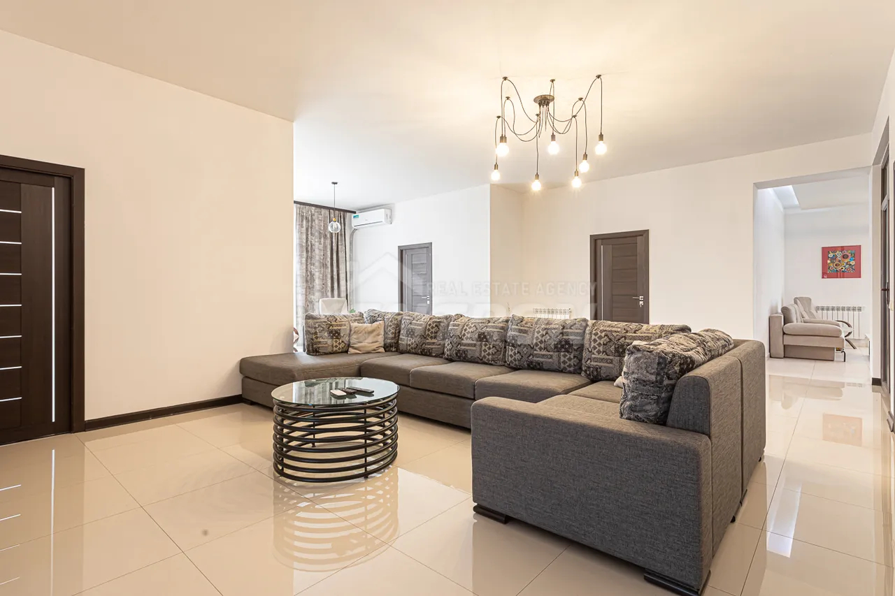 Առանձնատուն  Նորքի 5րդ փող, Նորք-Մարաշ Երևան, 158056