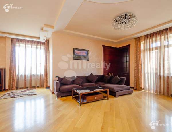 3-senyakanoc-bnakaran-vardzakalutyun-Yerevan-Center