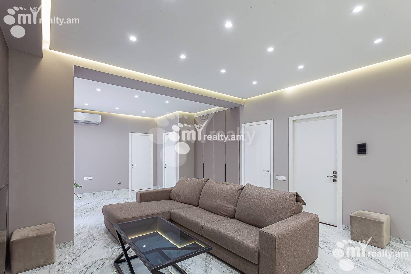 3 bedroom apartment for rent خیابان امیریان, مرکز شهر ایروان, 151296