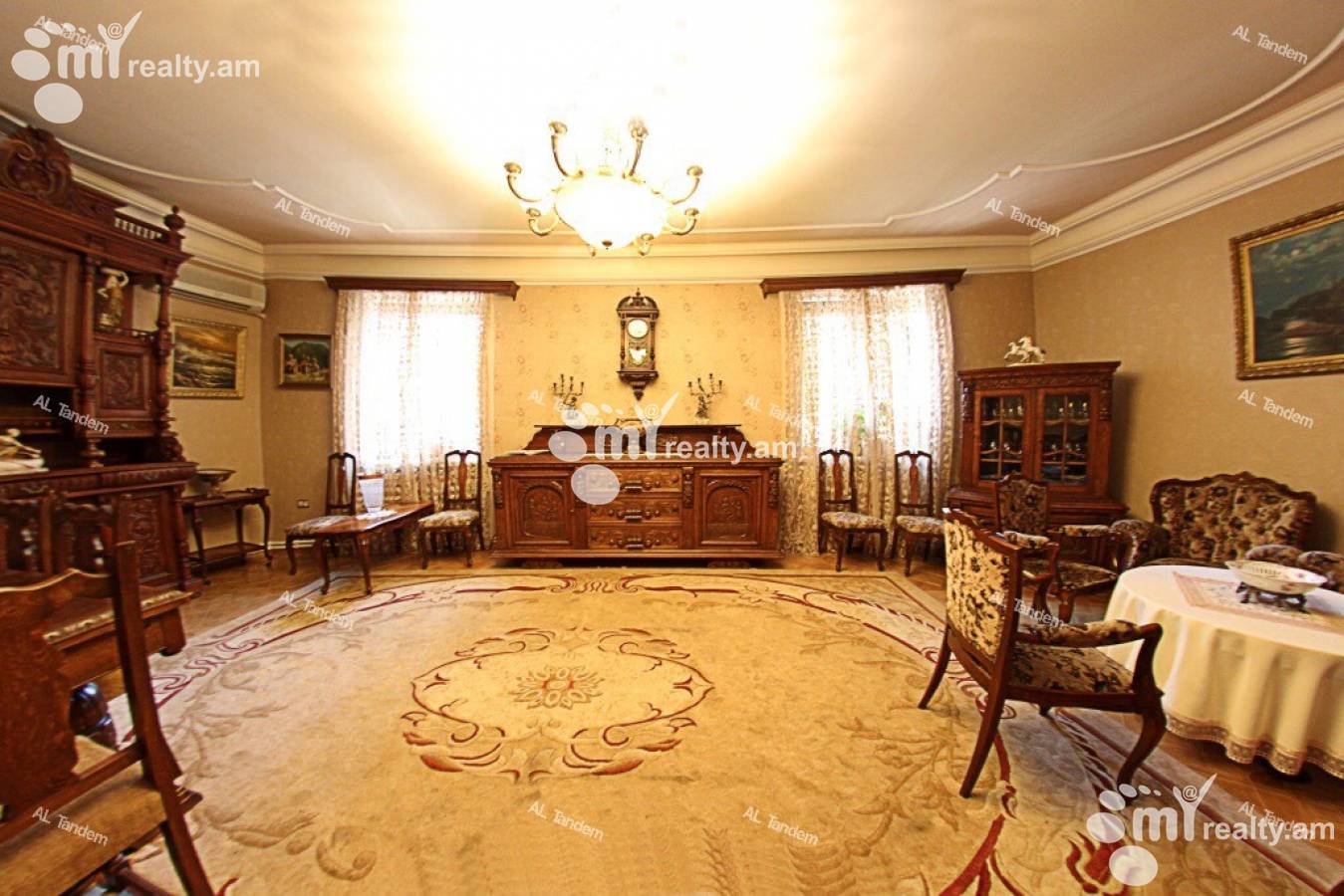 4 սենյականոց բնակարան  Սայաթ-Նովայի պող, Կենտրոն Երևան, 126447