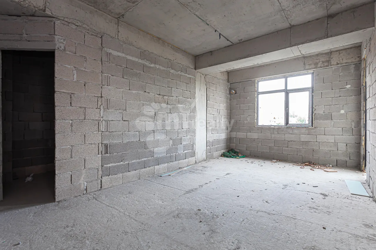 3 bedroom apartment for sale Antarayin St, Center Yerevan, 157910