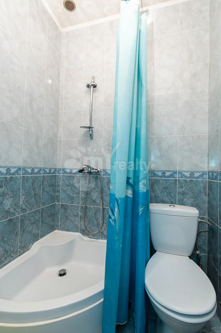 House for sale Melqumov St, Adjapnyak Yerevan, 160638