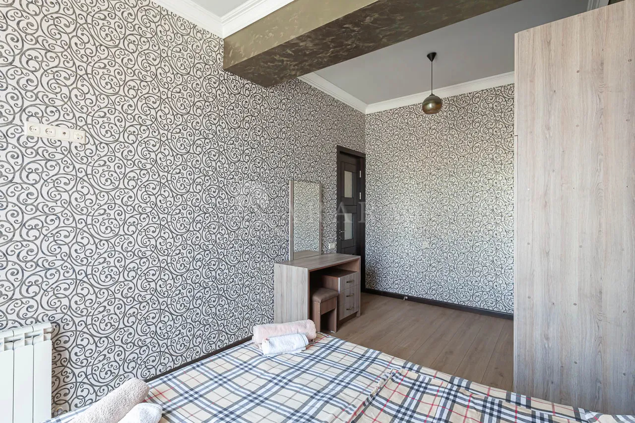 3 bedroom apartment for rent Mashtots Ave, Center Yerevan, 158797