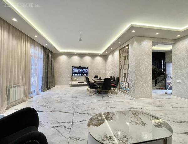 arandznatun-vacharq-Yerevan-Avan