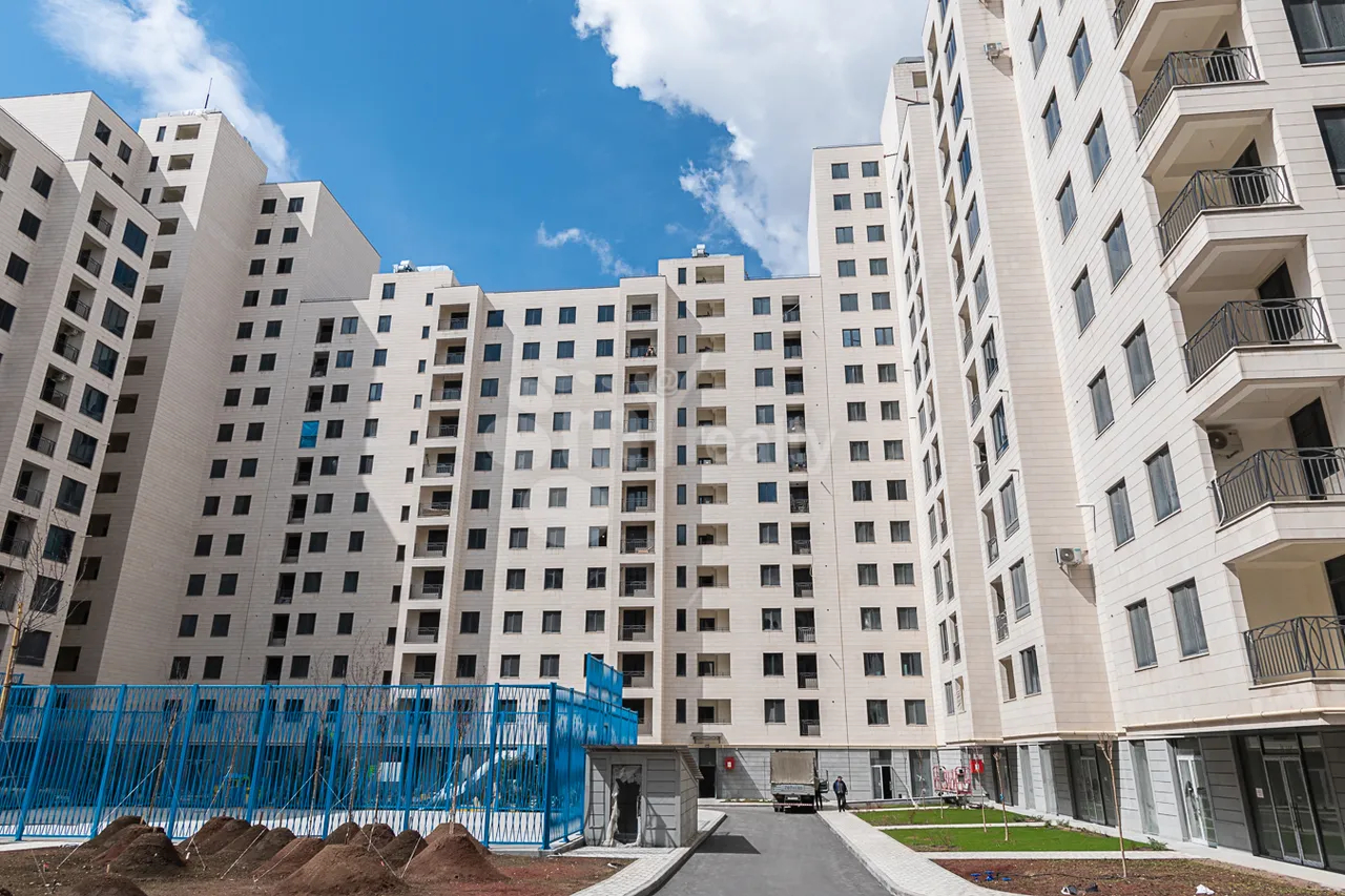 4 bedroom apartment for sale Griboedov St, Arabkir Yerevan, 160067