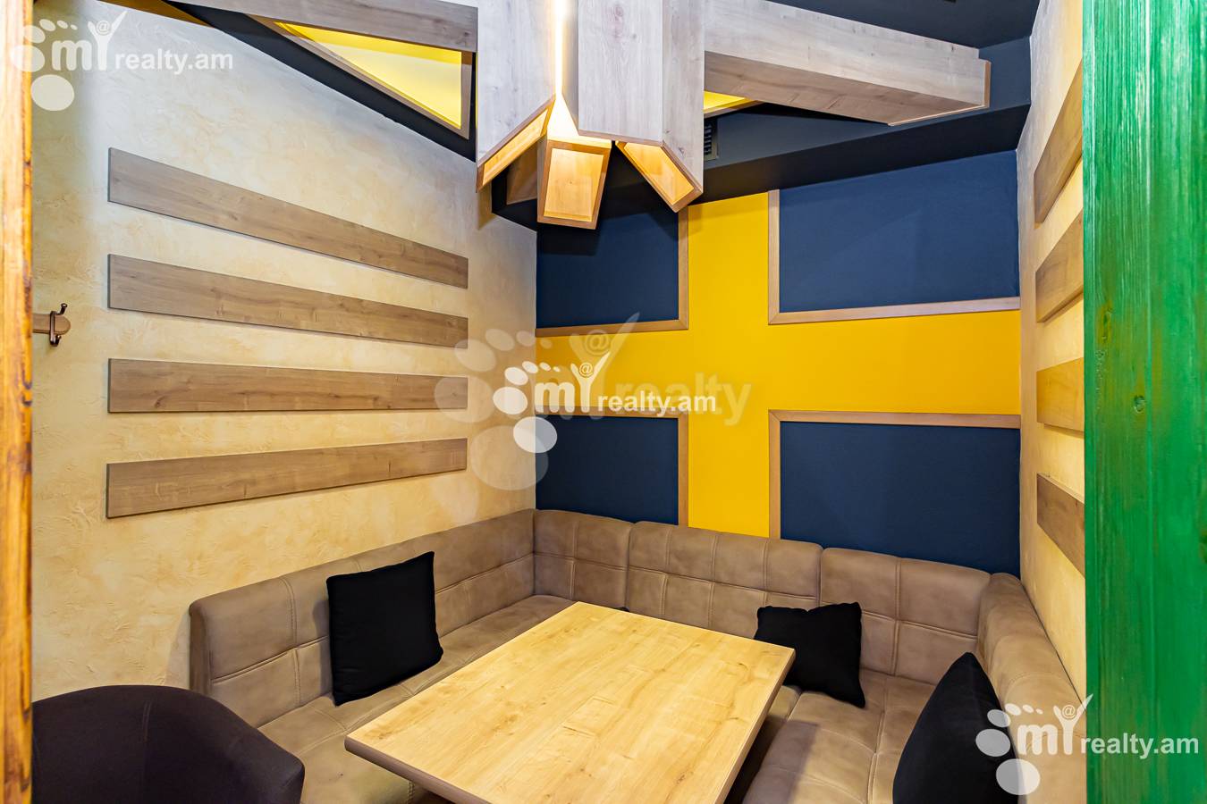 Commercial property for sale Arshakunyats Ave, Center Yerevan, 149846