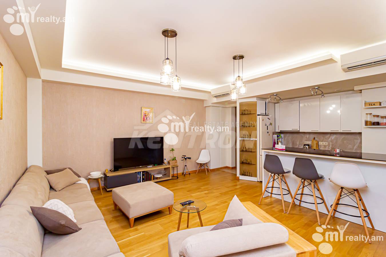 Купить 4 комнатную квартиру Антараин ул, Центр Ереван, 152704