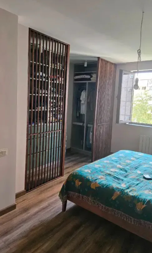 4 bedroom apartment for sale خیابان آخبیور سِروب, عربگیر ایروان, 157829