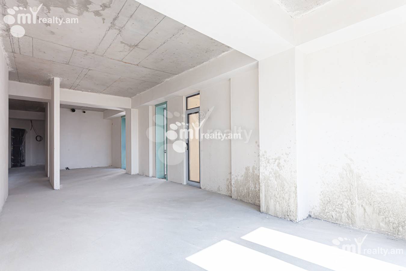 Купить 4 комнатную квартиру Грибоедов ул, Арабкир Ереван, 155870