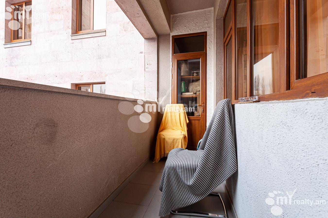 Купить 3 комнатную квартиру Царав Ахбюр ул., Аван Ереван, 155023