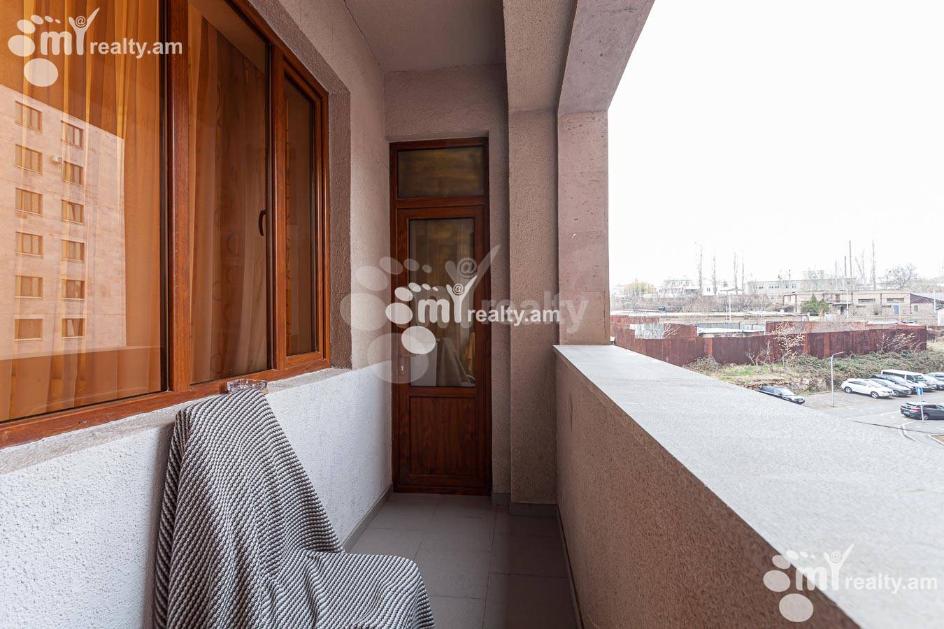 Купить 3 комнатную квартиру Царав Ахбюр ул., Аван Ереван, 155023