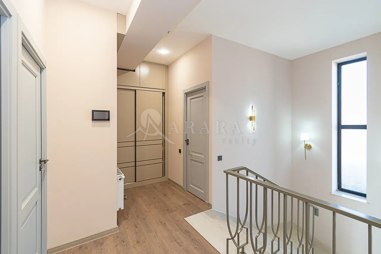 Купить дом Паруйр Севак 11, Аван Ереван, 159480