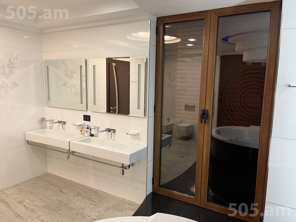 5 սենյականոց բնակարան  Ա. Ավետիսյան փող, Արաբկիր Երևան, 147006