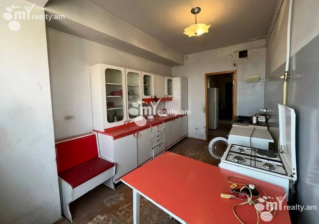 3 bedroom apartment for sale Artsruni St, Arabkir Yerevan, 156251