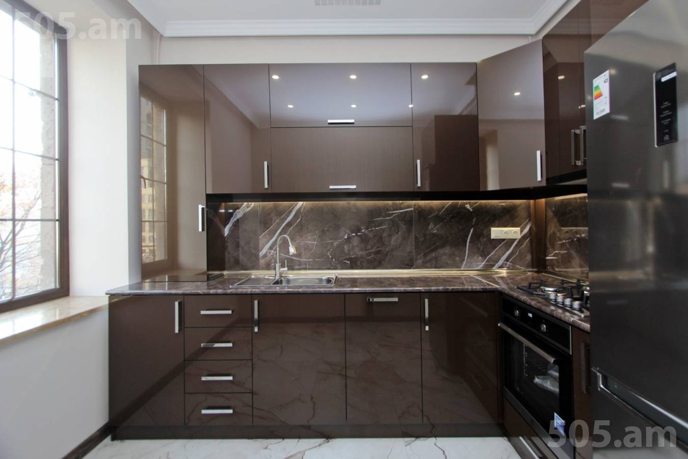 3 bedroom apartment for sale Saryan St, Center Yerevan, 149468