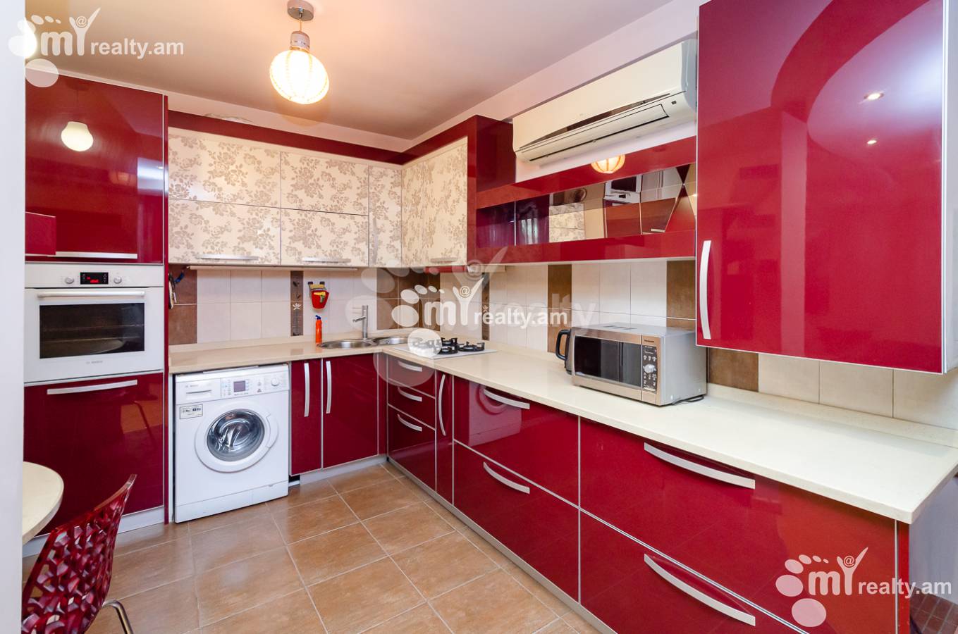 3 սենյականոց բնակարան վարձով Պուշկինի փող, Կենտրոն Երևան, 151471