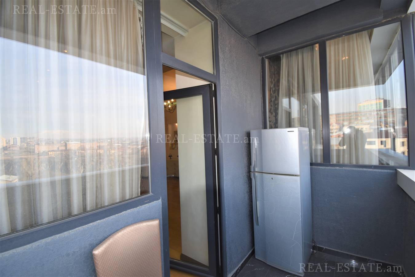 4 bedroom apartment for sale خیابان کِری, عربگیر ایروان, 118217