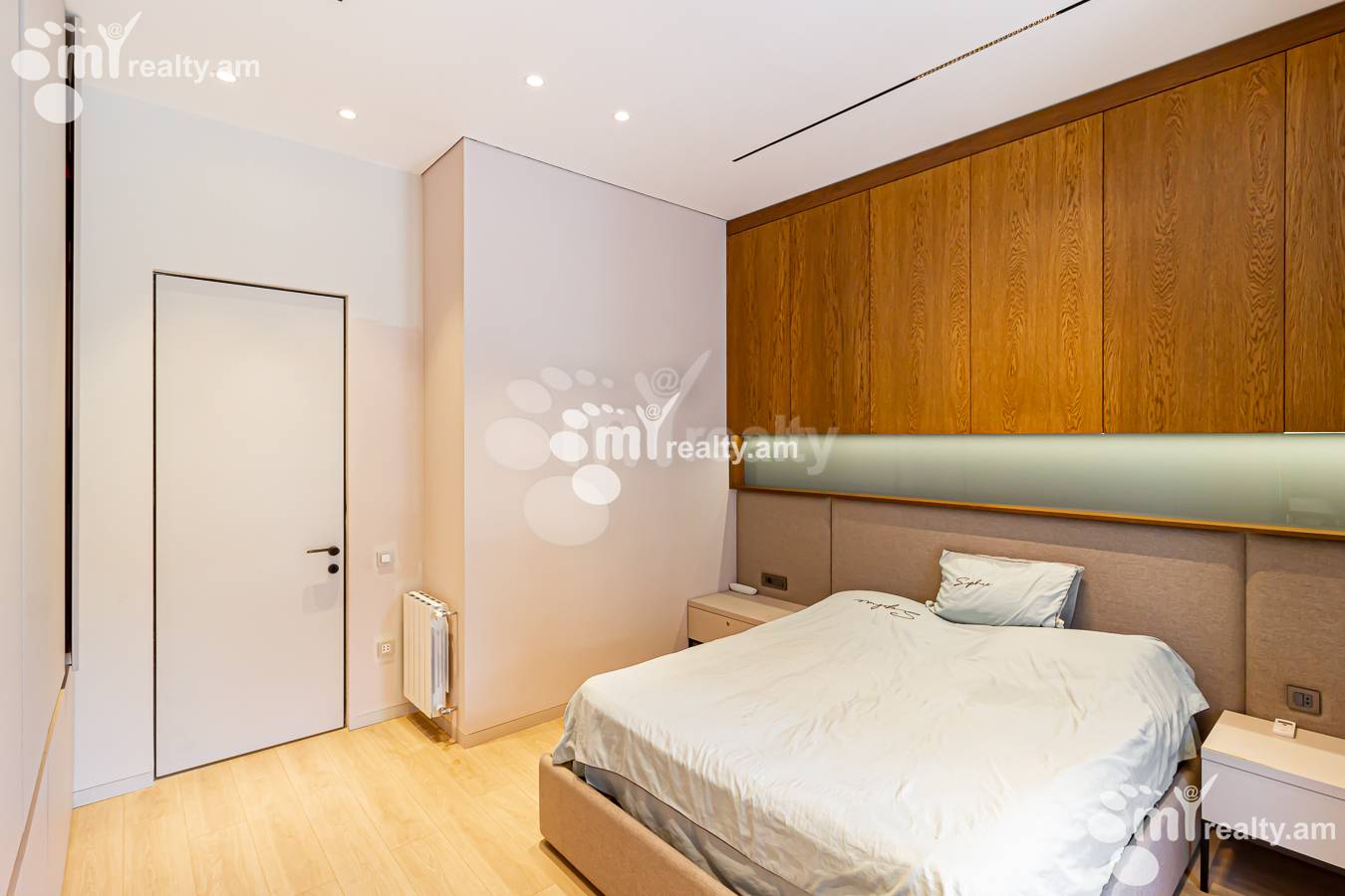 3 bedroom apartment for sale خیابان تومانیان, مرکز شهر ایروان, 152195