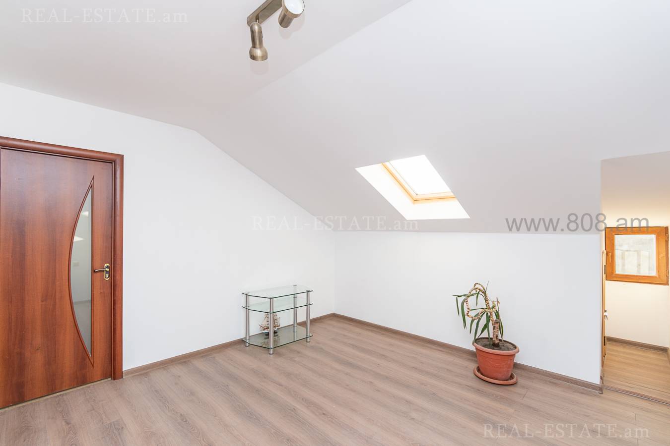 House for sale خیابان مِلوکوموف, داوتاشِن ایروان, 125601